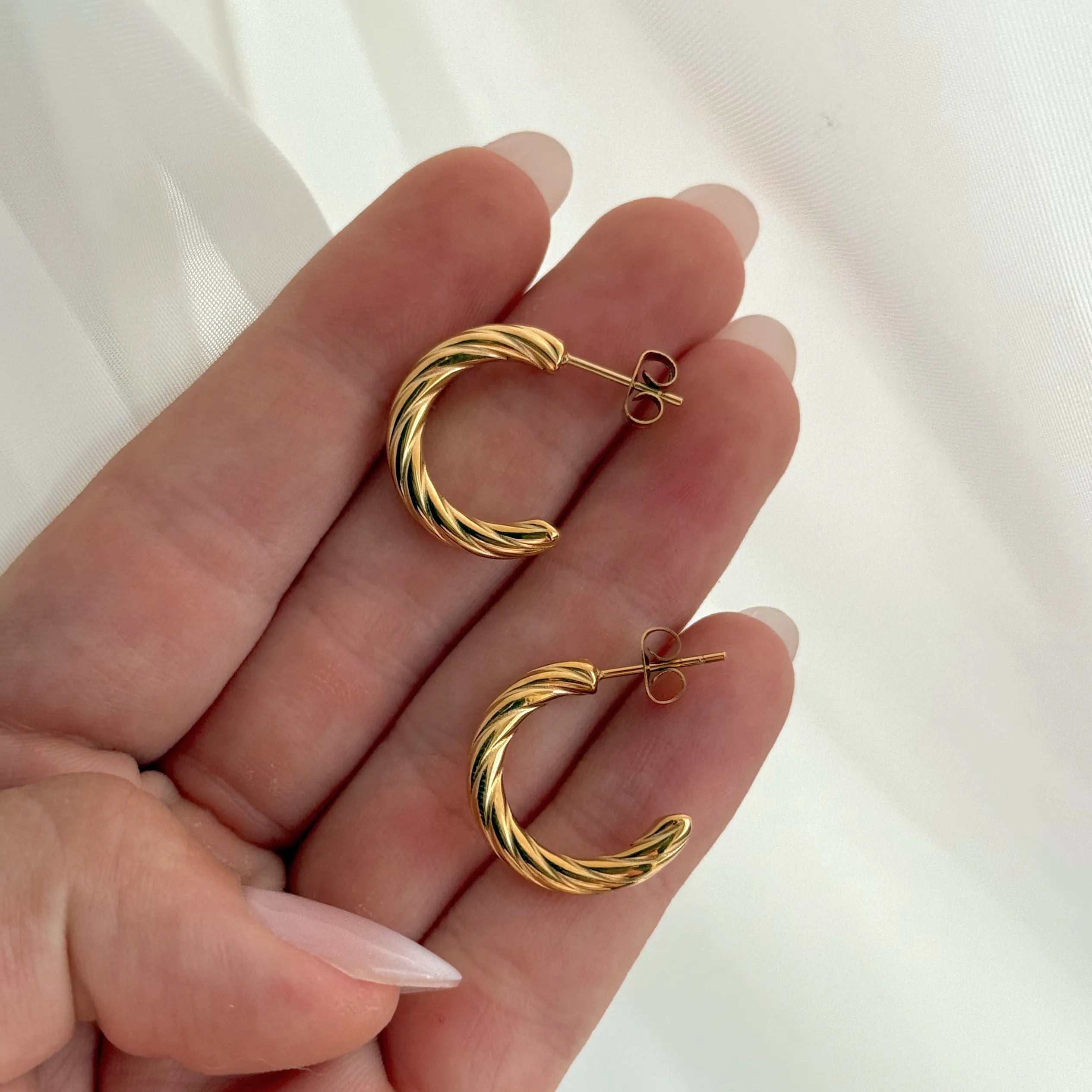 Hoops Slim Twisted