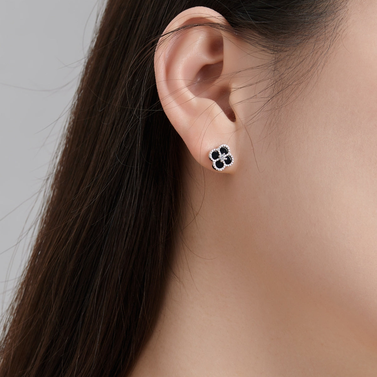 Clover Studs