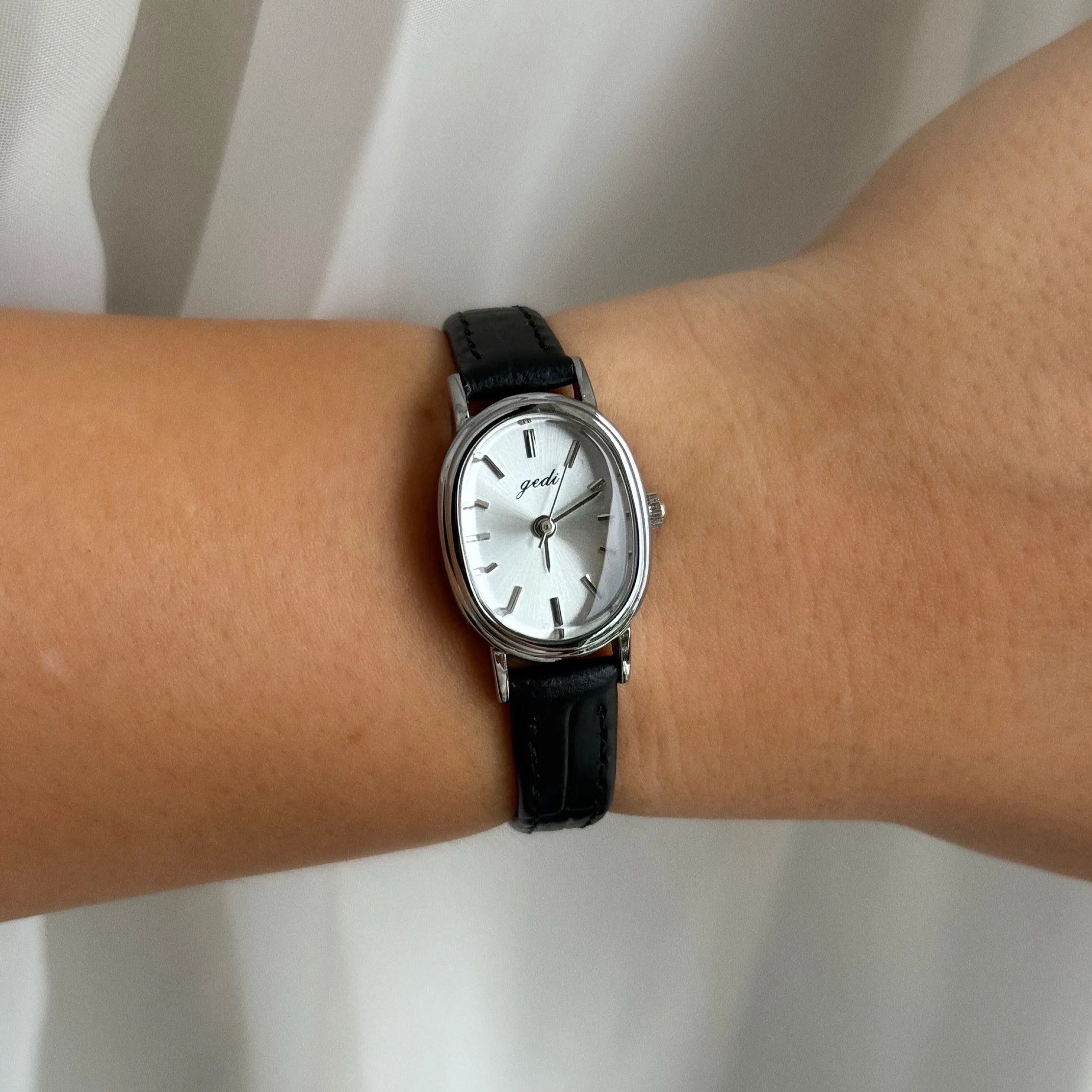 Watch Ela Silver Black
