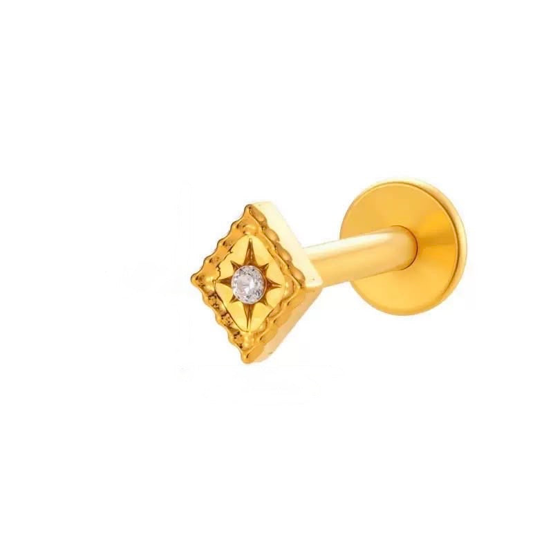 Piercing Cleo