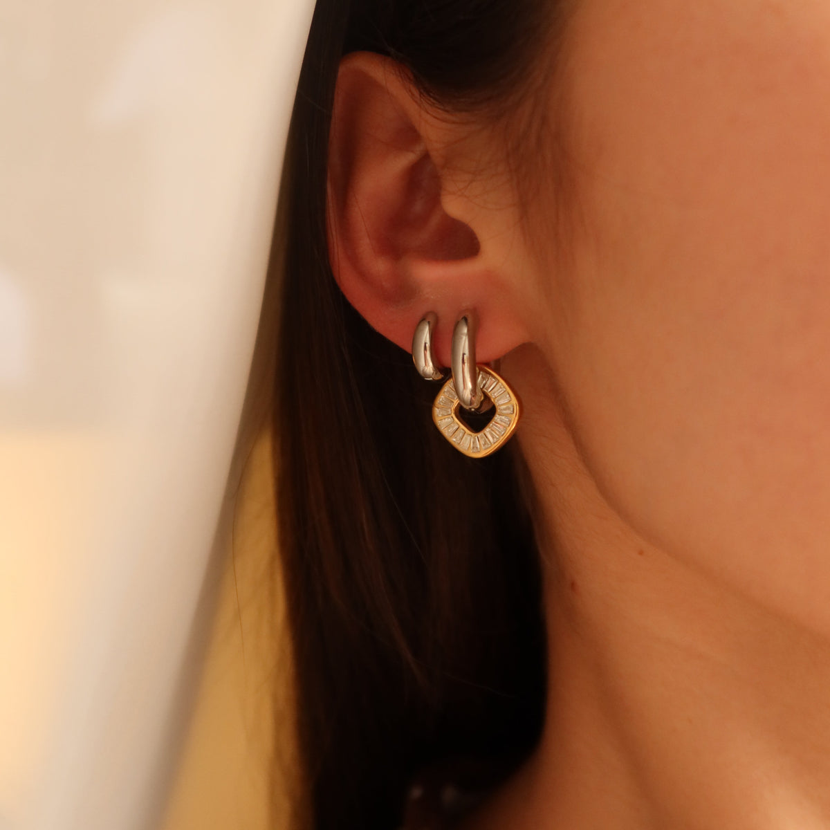 Pavé Bicolor Hoops