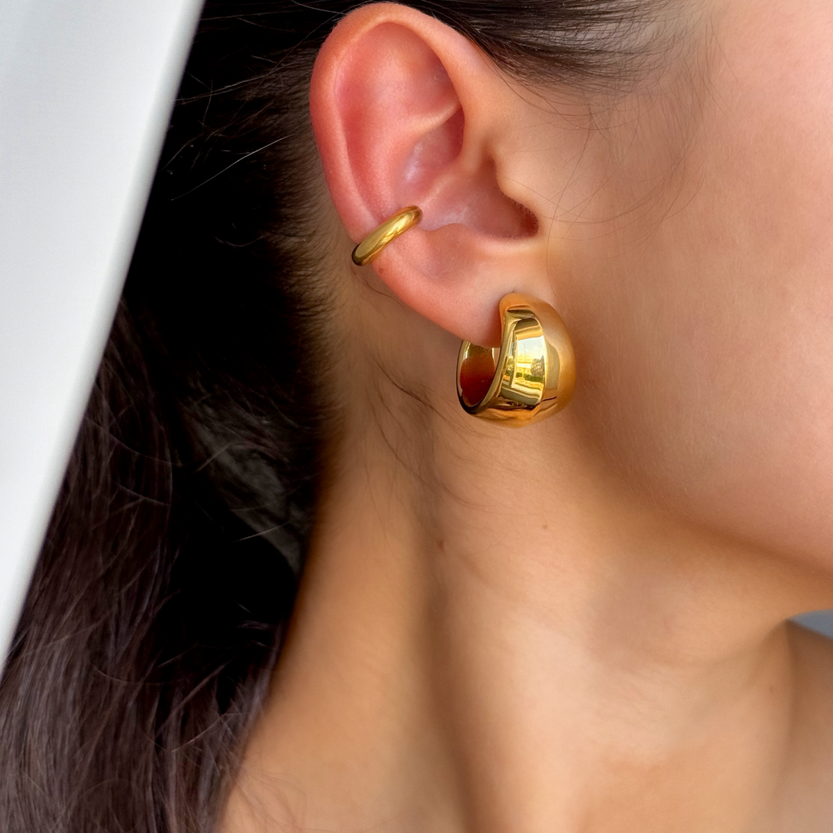 Goldy Hoops