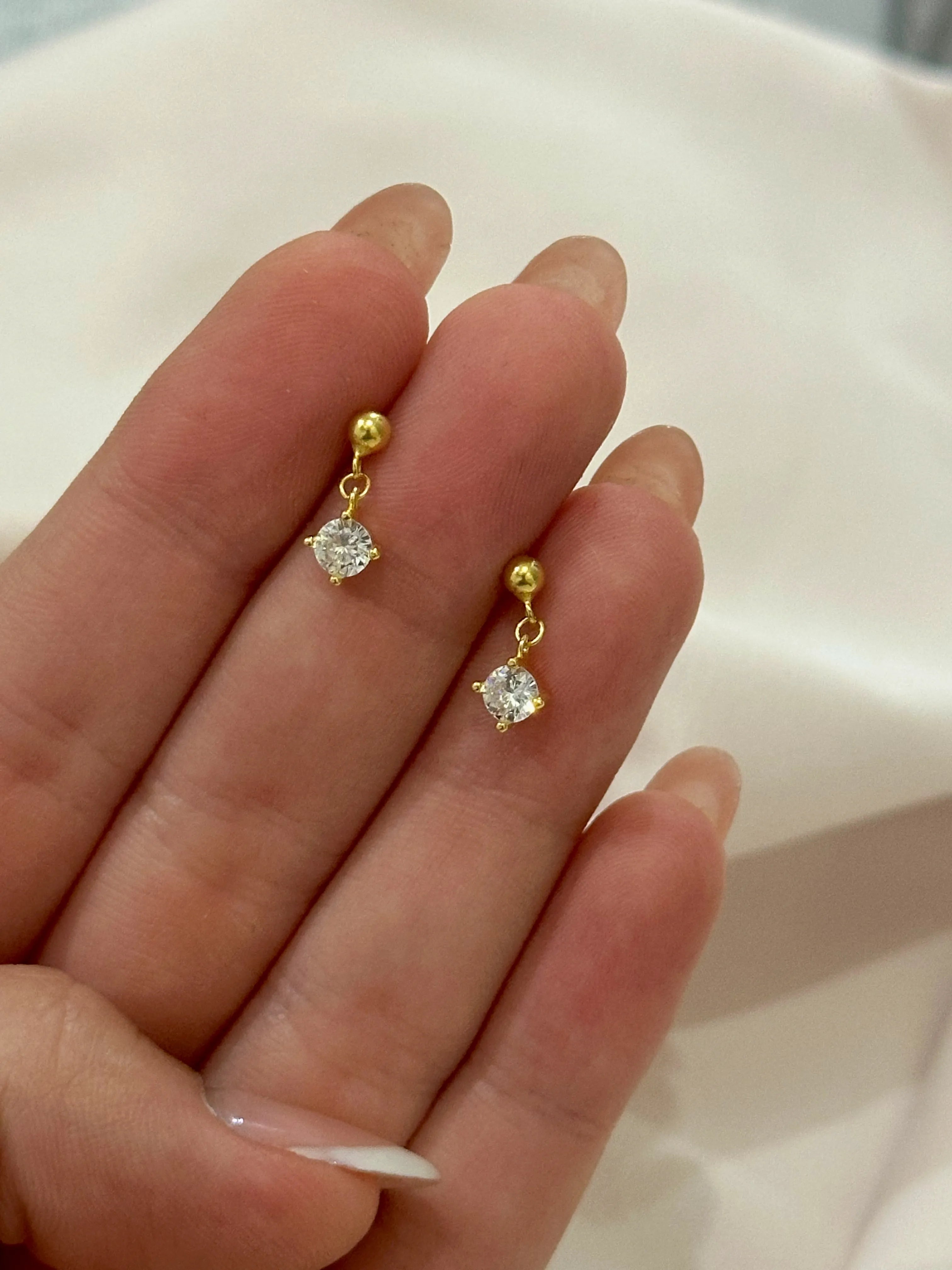 Studs Dangling Chispita