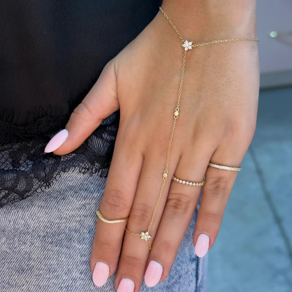 Bezzels & Flowers Handchain